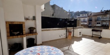 Image spacious-apartment-143m2-in-the-center-of-roses-3-bedrooms-2-bathrooms-big-terrace-private-parking-costa-brava