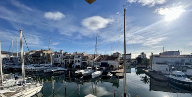 Image reserved-spacious-corner-penthouse-with-a-90m2-roof-terrace-with-sea-and-canal-views-in-empuriabrava