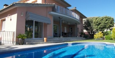 confortable-vila-preciosa-amb-4-dormitoris-piscina-3-km-de-la-costa-castello-dempuries-catalunya